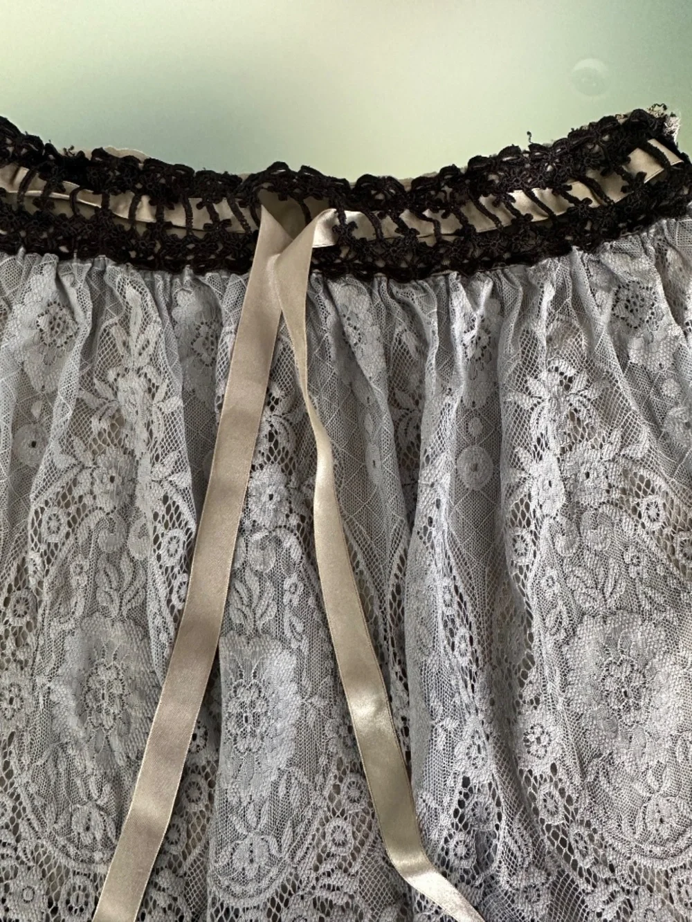 Ann Ferriday Lace Skirt - Picture 2 of 5